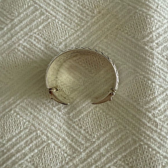 Brighton Elegant Women's Cuff Bracelet - Picture 5 of 5